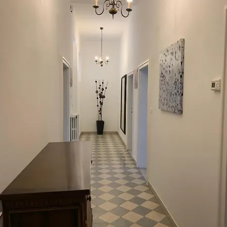 Casa Ferrari Дом отдыха Брешия